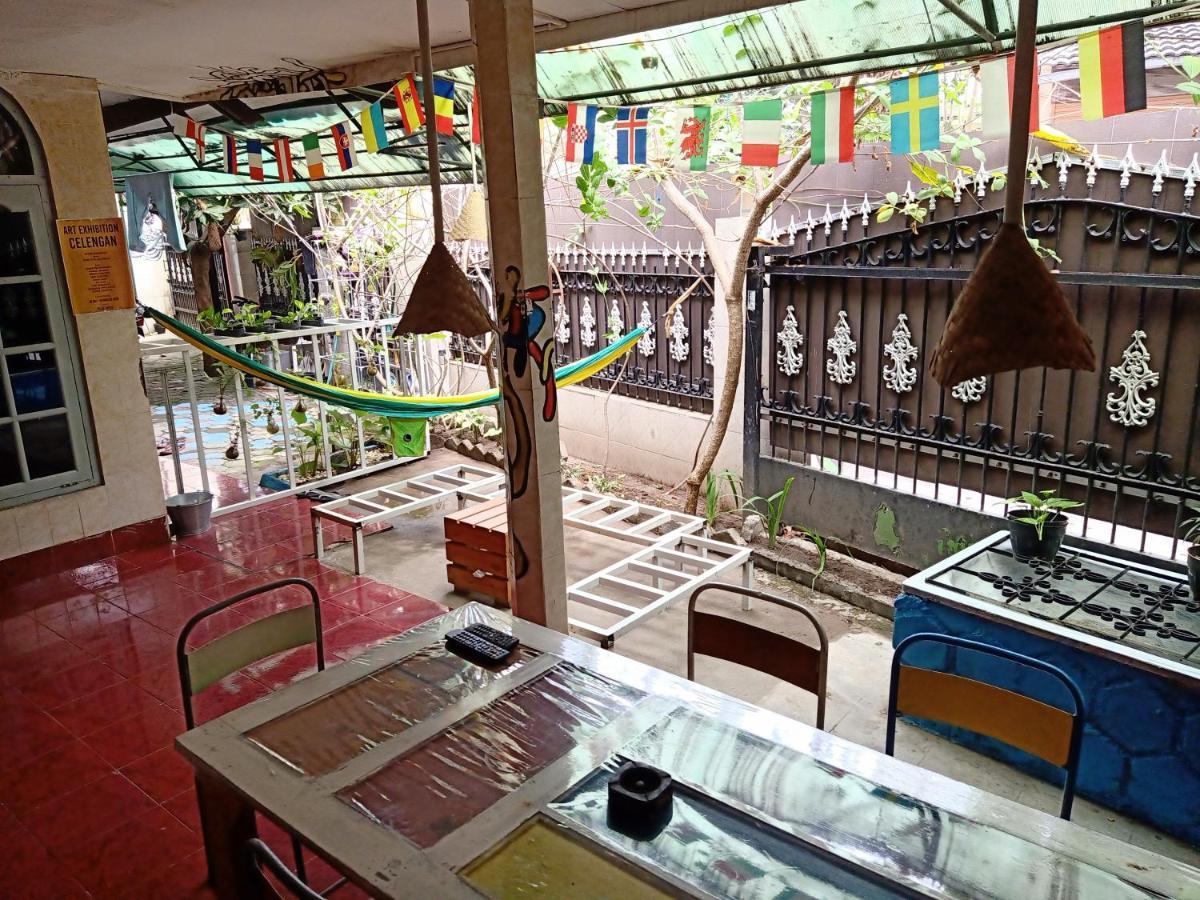 Deoplet Homestay & Gallery 요그야카르타 외부 사진
