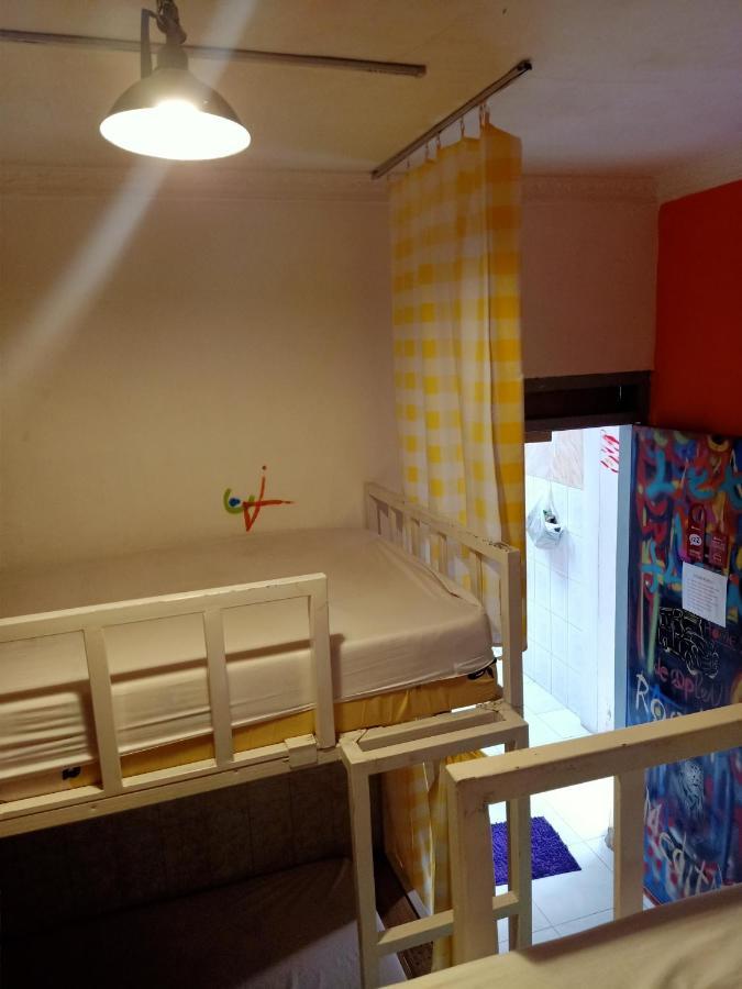 Deoplet Homestay & Gallery 요그야카르타 외부 사진